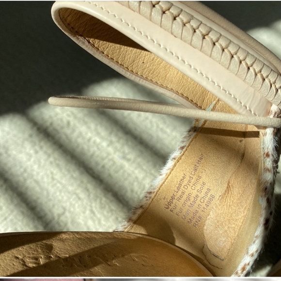 Shoes - Picture 4 of 7